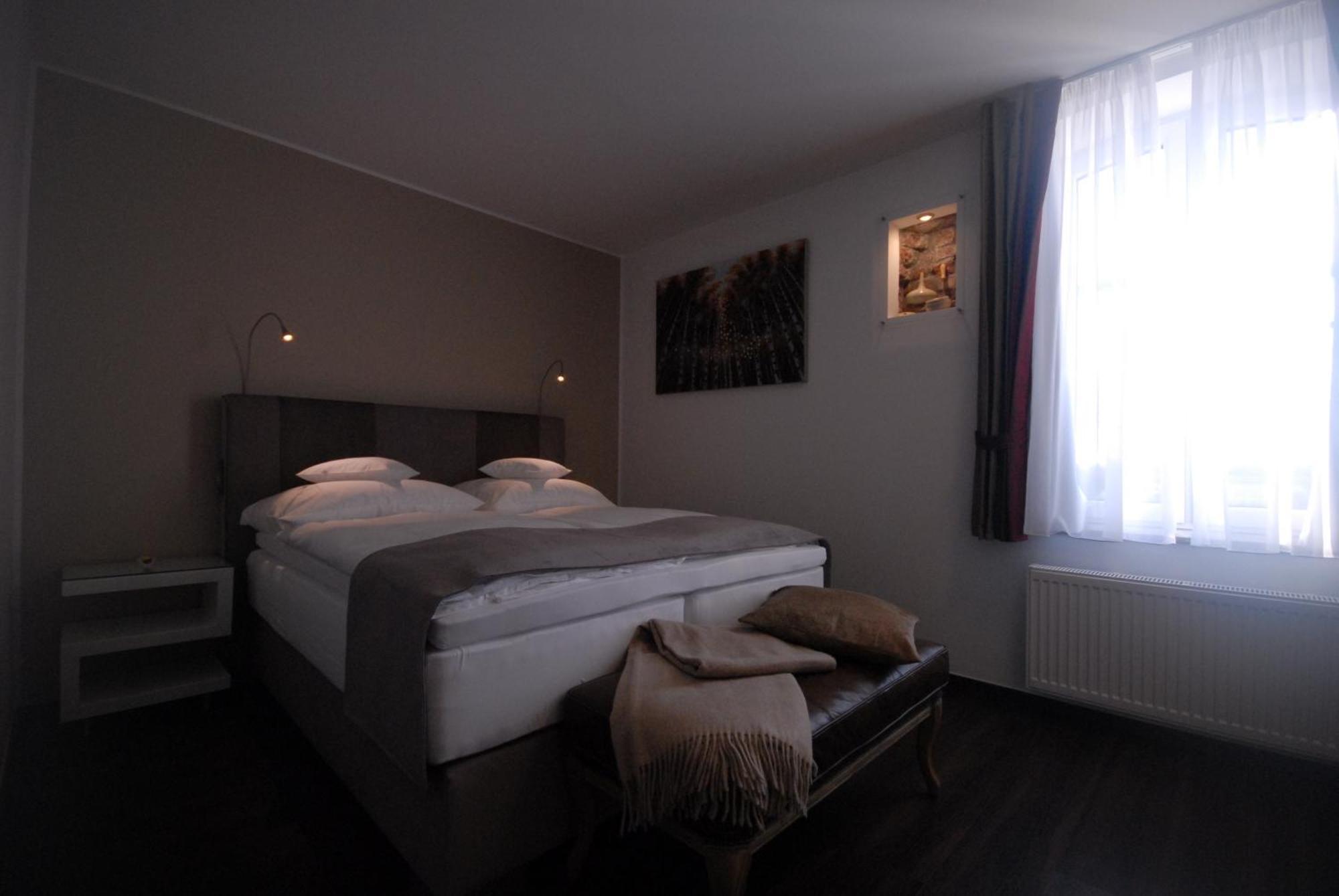Landhotel Alte Toepferei Duisburg Exterior foto