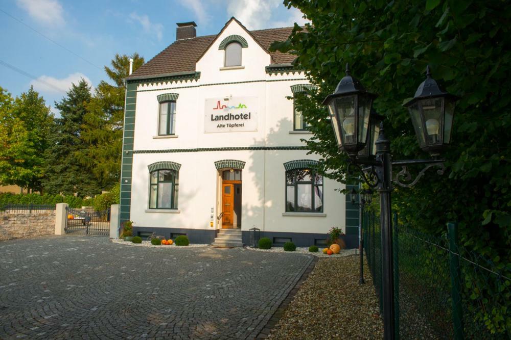 Landhotel Alte Toepferei Duisburg Exterior foto